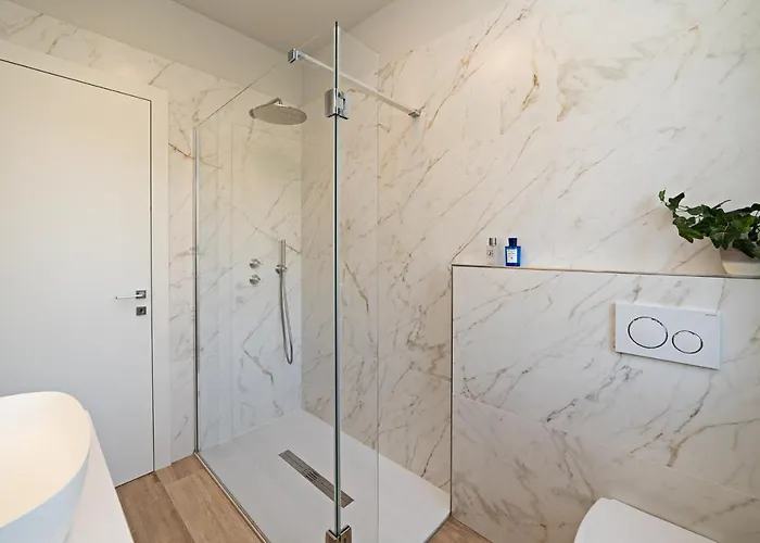 Luxury Orizzonti - Regarda Travel * Бардоліно