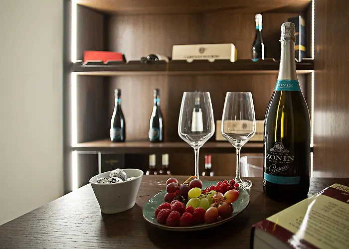 Luxury Orizzonti - Regarda Travel * Бардоліно