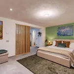 Luxury Orizzonti - Regarda Travel Bardolino