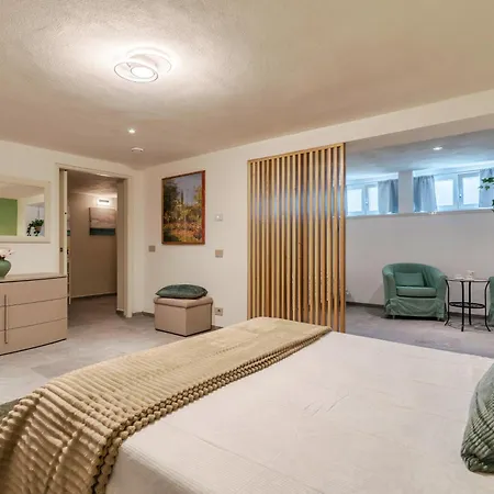 Luxury Orizzonti - Regarda Travel Villa
